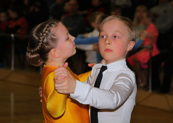 Конкурсные прически детей и юниоров для конкурсов бальных танцев.